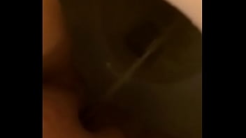 Isabella holloway peeing