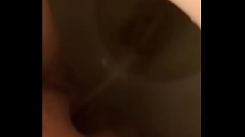 Isabella holloway peeing