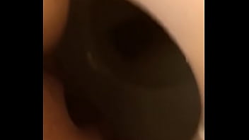 Isabella holloway peeing