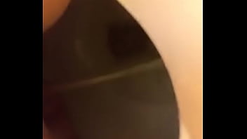 Isabella holloway peeing