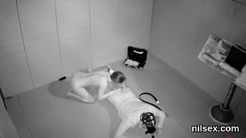 Wild cockslut gets her fuckholes spread and extremely drilled