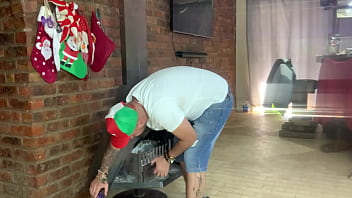 My friend really like to fuck my wife and i don’t mind as long as i can watch