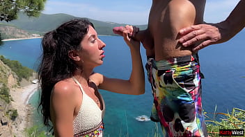 Public cock flashing girl got scared when she seen my cock but curiosity got the better of it