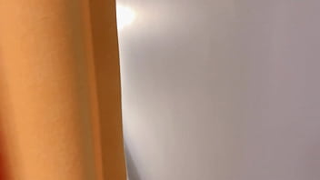 Mia's mimi first surprise squirt