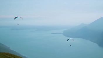 Novinha safada sentando '" ;'" ;