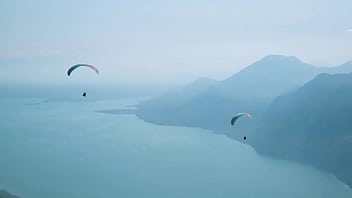 Novinha safada sentando '" ;'" ;