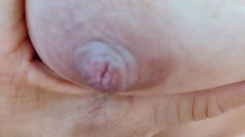 Casada safada passando a buceta do pau do enteado que não resistiu e enfiou o pau na buceta da madrasta