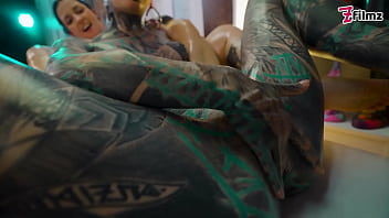 Slippery synth oily lesbian metal toy threesome