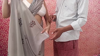 Aunty Caught Nephew's Big Dick While He Closing Her Bra Hook thumbnail