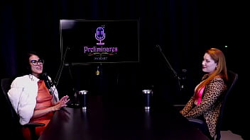 é ninfomaníaca precisou de terapia o swing é uma comunidade está resolvida com sua sexualidade e costuma atender bastante políticos natasha fiore watch sheer red