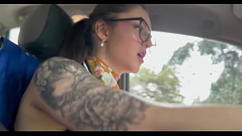 My uber driver want me to pay with my dick and milk