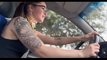 My uber driver want me to pay with my dick and milk