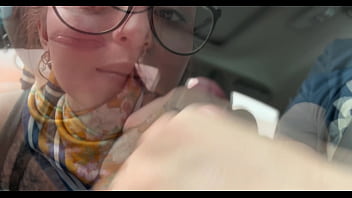 My uber driver want me to pay with my dick and milk