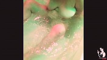 Lays lopes bbw trailer playing with the vibrator and showing her breast