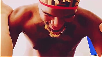 I love licking in between her toes and the bottom of her feet