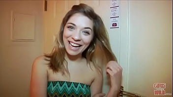 Shy girls goes 2 fingers deep