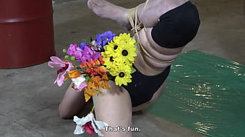 Mistress jyun crushes food in high heels and makes her slave eat it Mistress jyun crushes food in high heels and makes her slave eat it