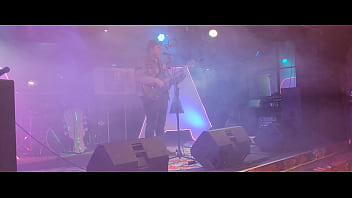 Partiendo el escenario con el tema de corazon de obsidiana Partiendo el escenario con el tema de corazon de obsidiana