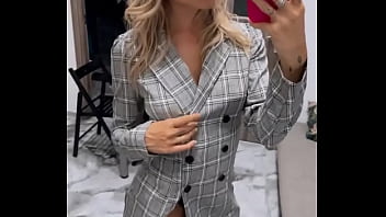 Stamattina ho realizzato un vostro video personalizzato chi indovina che ho fatto #sexy #blonde #secretary # cu