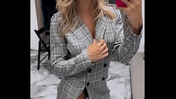 Stamattina ho realizzato un vostro video personalizzato chi indovina che ho fatto #sexy #blonde #secretary # cu