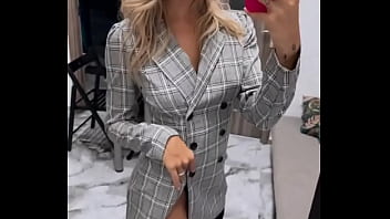 Stamattina ho realizzato un vostro video personalizzato chi indovina che ho fatto #sexy #blonde #secretary # cu