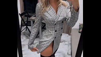 Stamattina ho realizzato un vostro video personalizzato chi indovina che ho fatto #sexy #blonde #secretary # cu