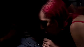 Chamei um desconhecido para um passeio misterioso e fiz uma dupla penetração com dois bbc