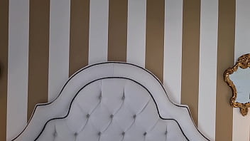 Amatoriale sborrata mattutina mi sono svegliato arrapato e mi sono segato ho svuotato le mie grosse palle con una bella sborrata