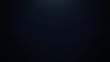 Scarlett sage shows off her sensual side