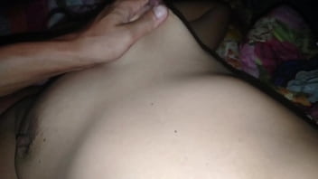 น้ำพุ่งเข้ารูหีสาวใหญ่แตดสวย