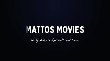 Lotando o cuzinho da foda anal na praia no pelo e sem dó