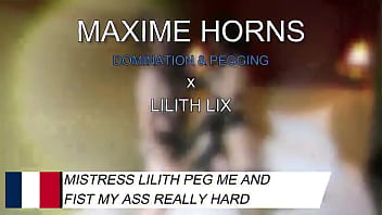 J’ai rendez vous avec lilith lix et elle n’a pas perdu de temps pour me faire goûter à sa domination son énor