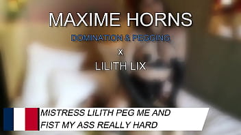 J’ai rendez vous avec lilith lix et elle n’a pas perdu de temps pour me faire goûter à sa domination son énor