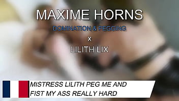 J’ai rendez vous avec lilith lix et elle n’a pas perdu de temps pour me faire goûter à sa domination son énor