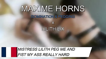 J’ai rendez vous avec lilith lix et elle n’a pas perdu de temps pour me faire goûter à sa domination son énor