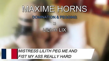 J’ai rendez vous avec lilith lix et elle n’a pas perdu de temps pour me faire goûter à sa domination son énor