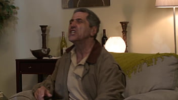 Kayla carrera hired to release sperm