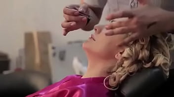 Big ass model showing off in hot pictures