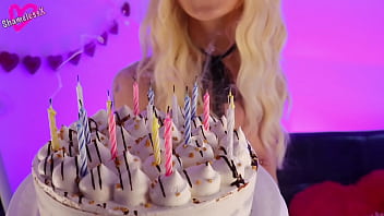 Tight pussy vs bbc dildo