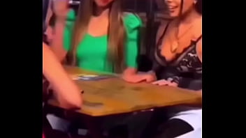 Meninas Na Mata thumbnail