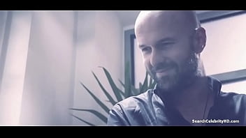 Lili bordan the smoke