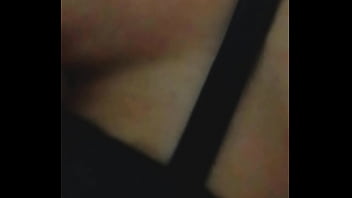Video llamada con un seguidor en vivo miraba como me mamaban el culo y me cogían ante el