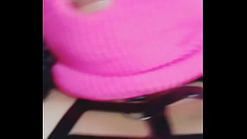 Video llamada con un seguidor en vivo miraba como me mamaban el culo y me cogían ante el