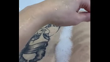 Une vidéo de 4 minutes façon asmr vient d’être ajouter gratuitement pour