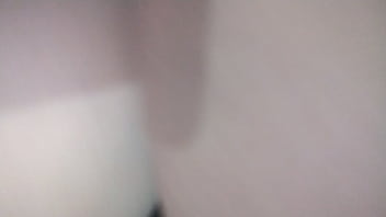 My friend doesn't mind that my wife is on her days and he came to creampied her