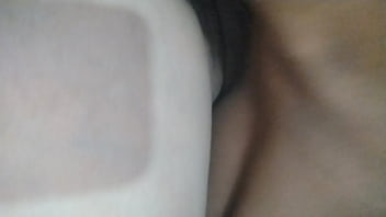 My friend doesn't mind that my wife is on her days and he came to creampied her