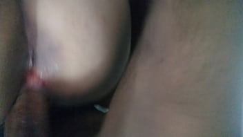 My friend doesn't mind that my wife is on her days and he came to creampied her