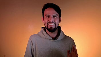 Hombre expone sus miserias frente a la cámara