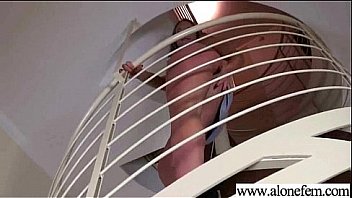 Betta amateur sexy girl play with sex stuffs in front of cam mov 08