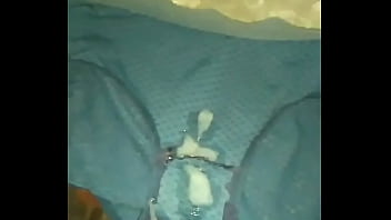 আমি প্যান্টিতে মাল ফালাচি